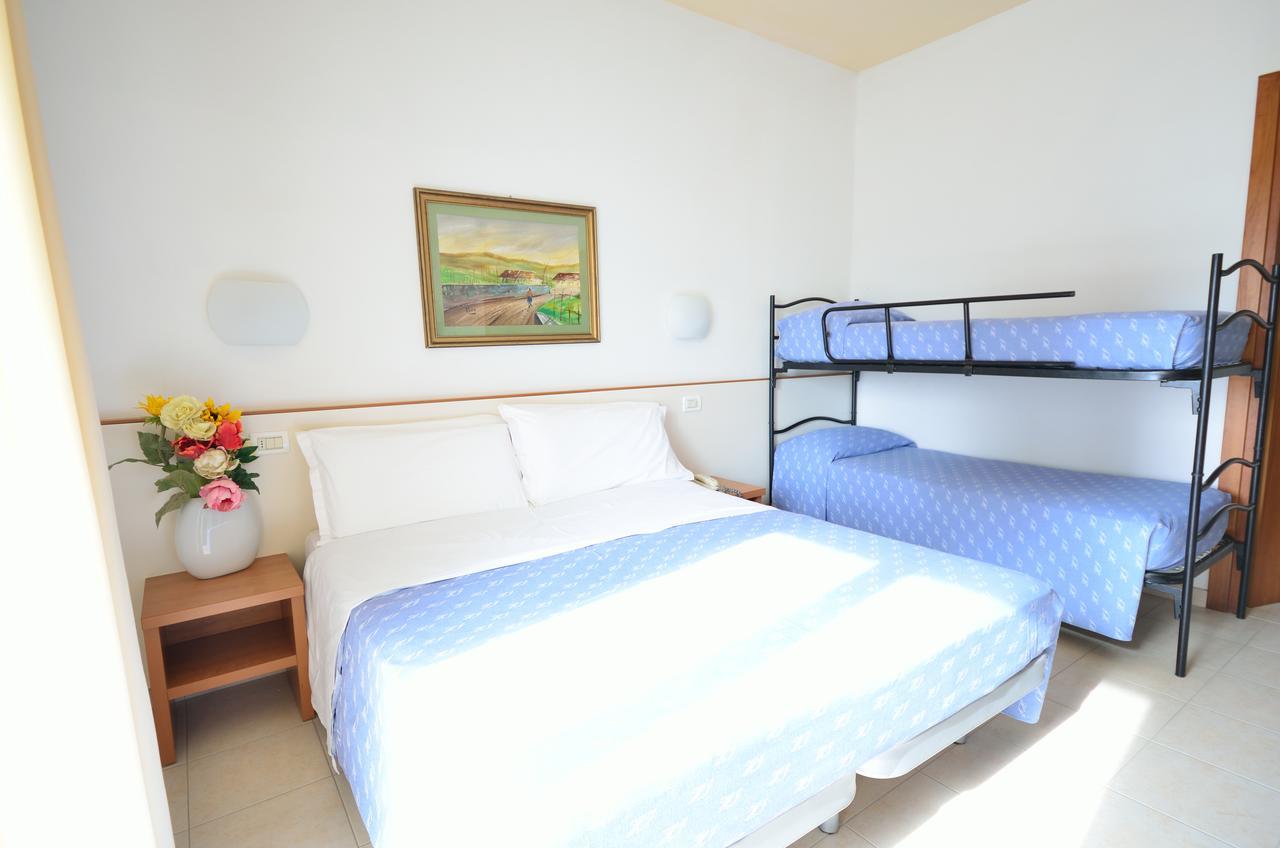 Hotel Man Lido Di Savio Εξωτερικό φωτογραφία